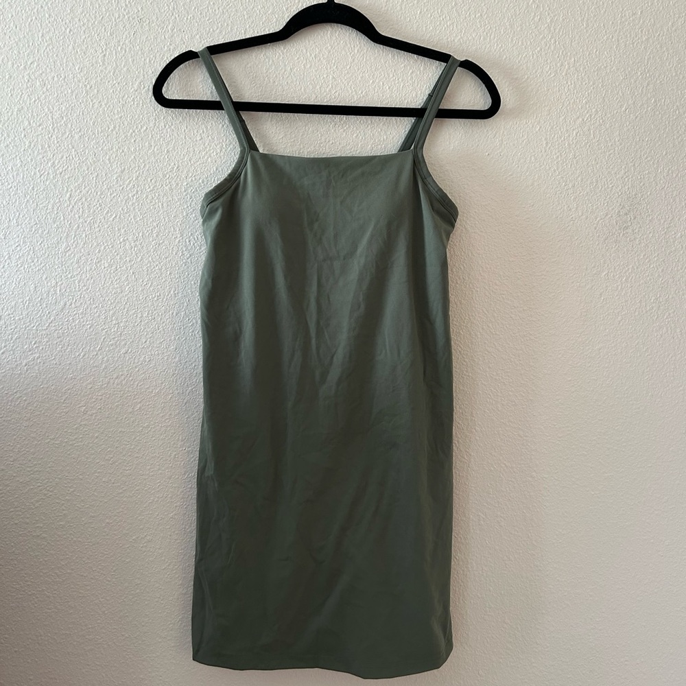 Small Green Athletic Dress with Built In Shorts!